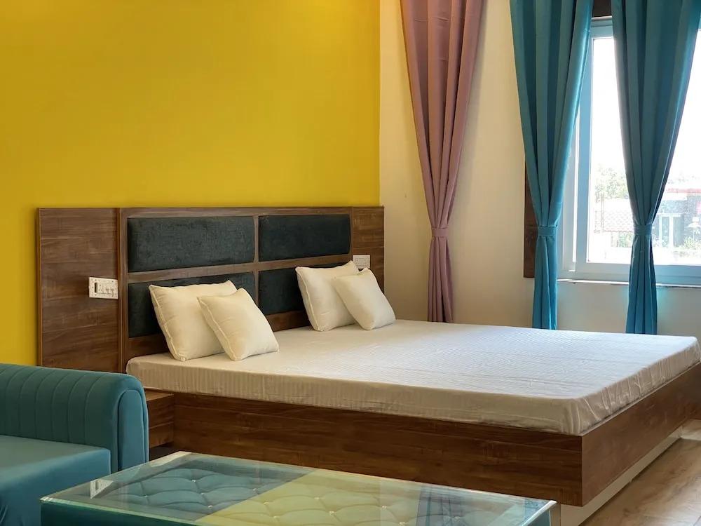 hotel image 12