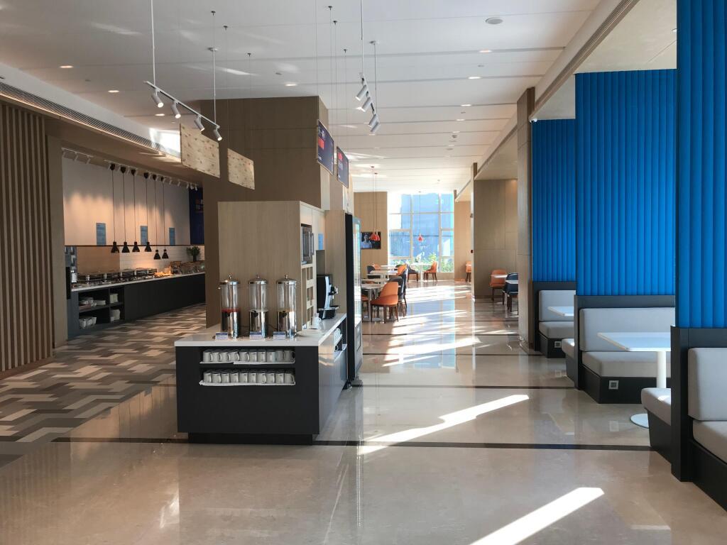 hotel image 13