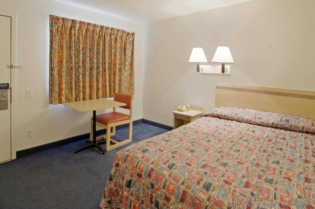 hotel image 8