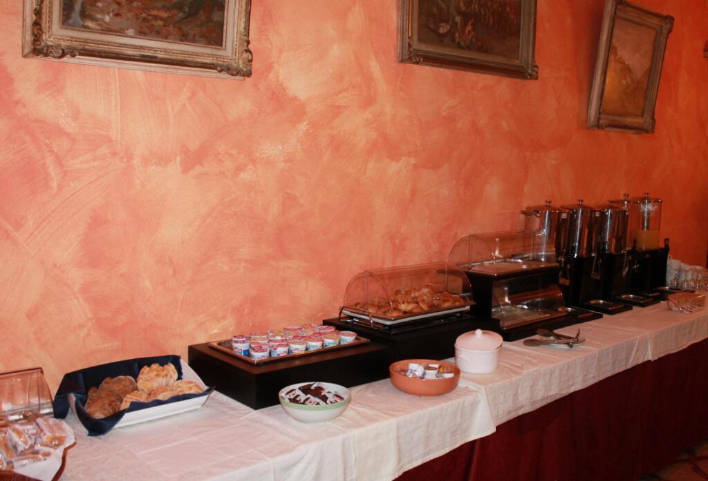 hotel image 12