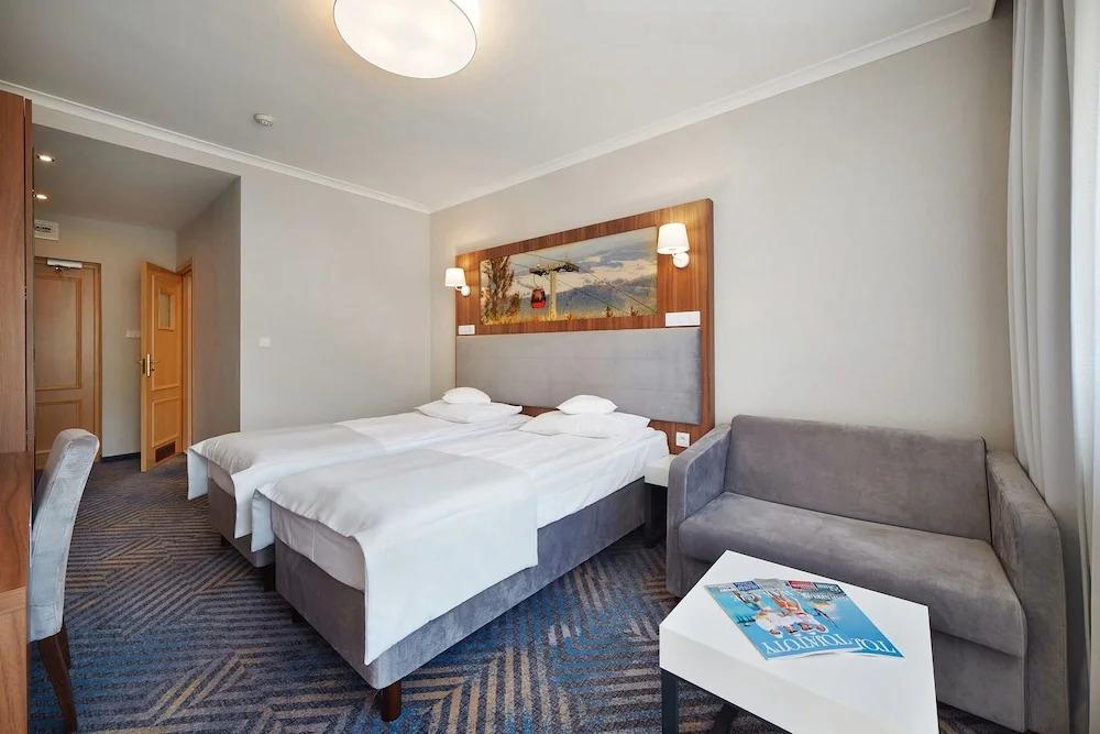 hotel image 10