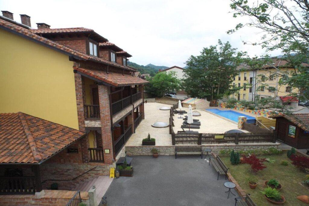 hotel image 16