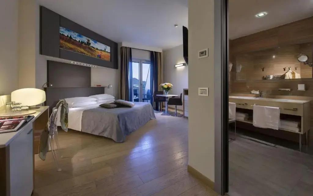 hotel image 13
