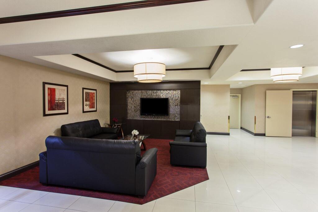 hotel image 36