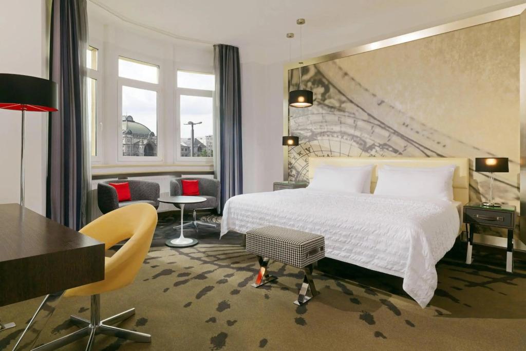 hotel image 13