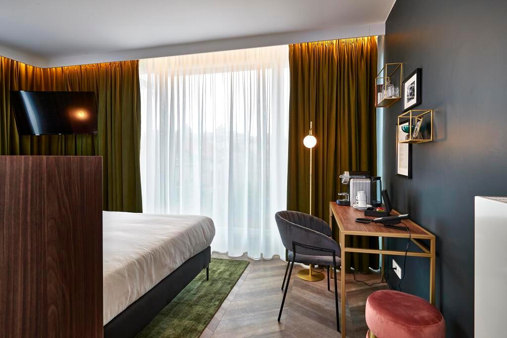 hotel image 13
