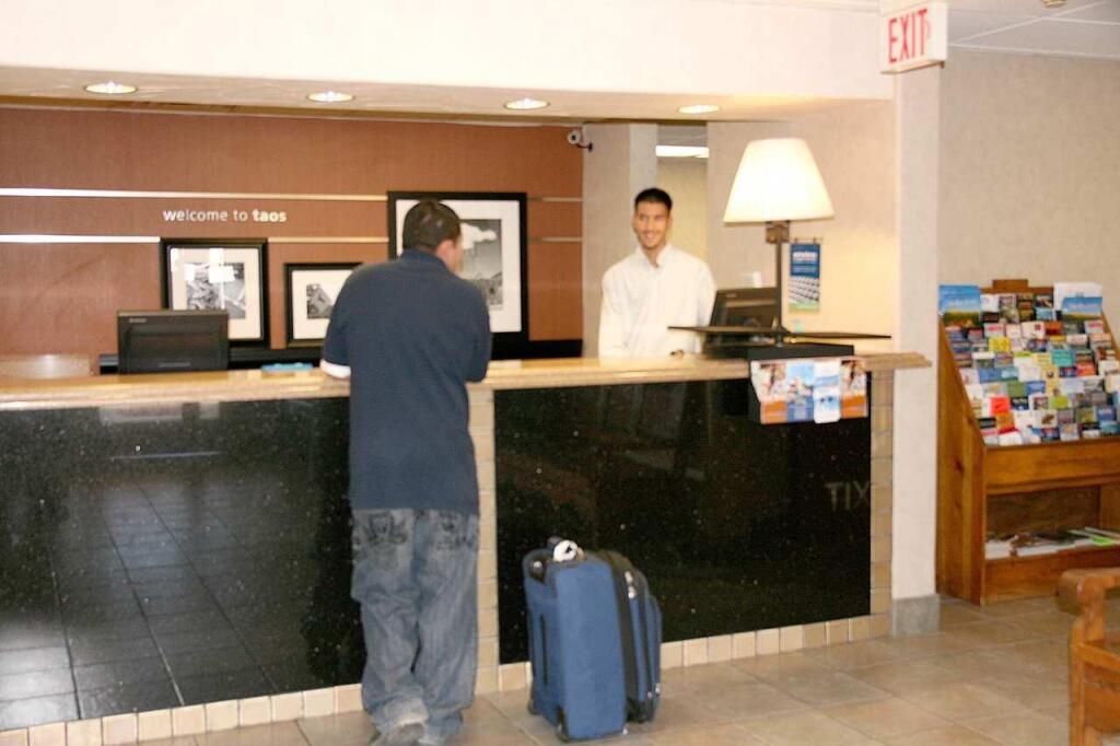 hotel image 13