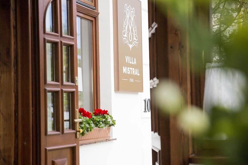 hotel image 7