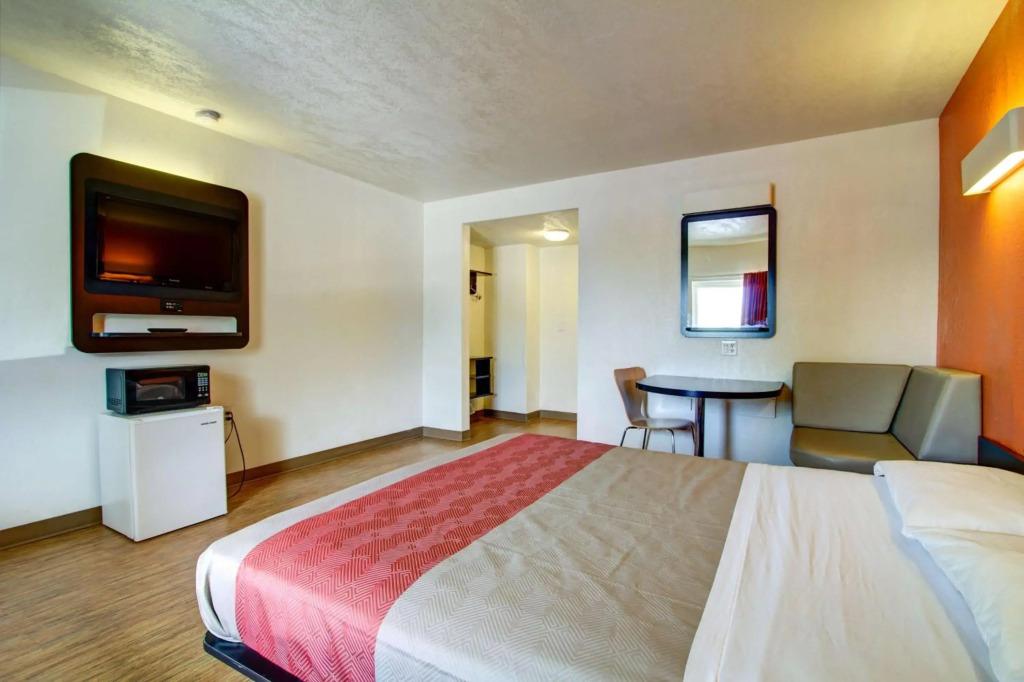 hotel image 13
