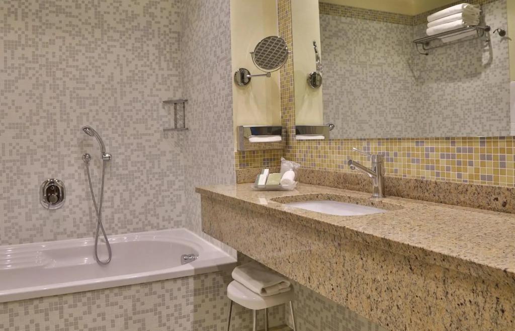 hotel image 10