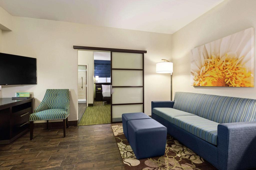 hotel image 10