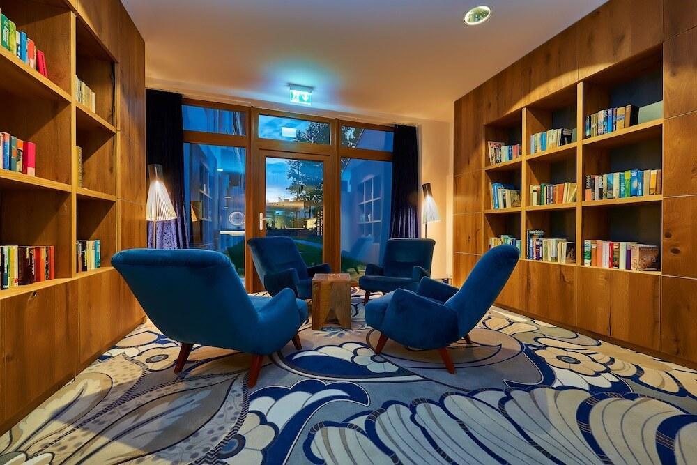 hotel image 10
