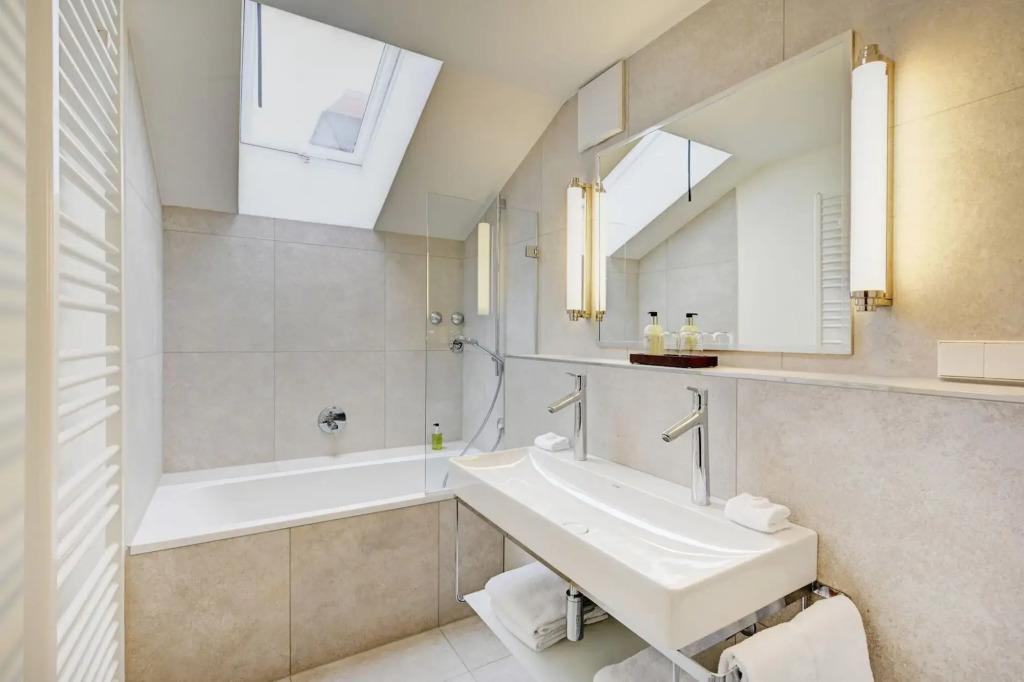 hotel image 17