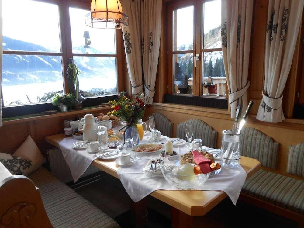 hotel image 13
