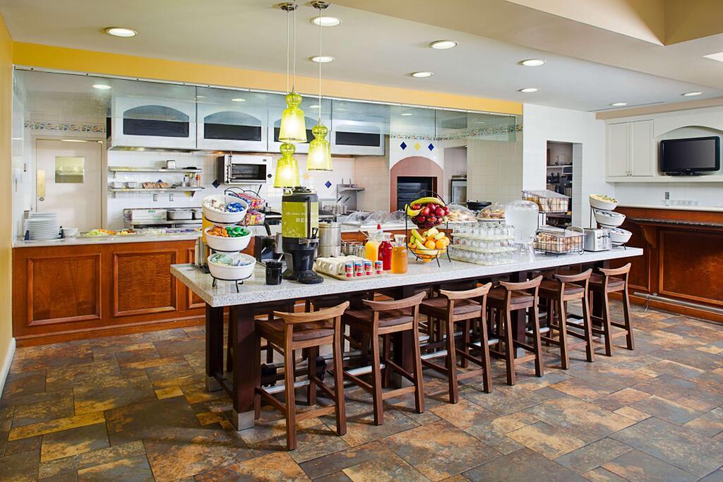 hotel image 8