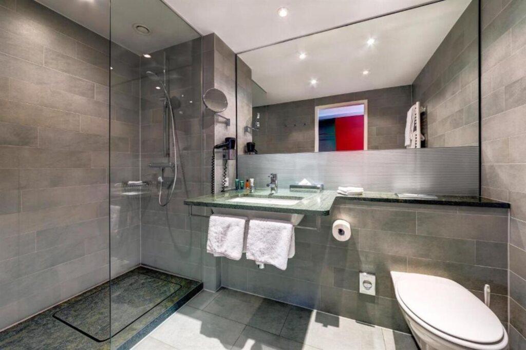 hotel image 16