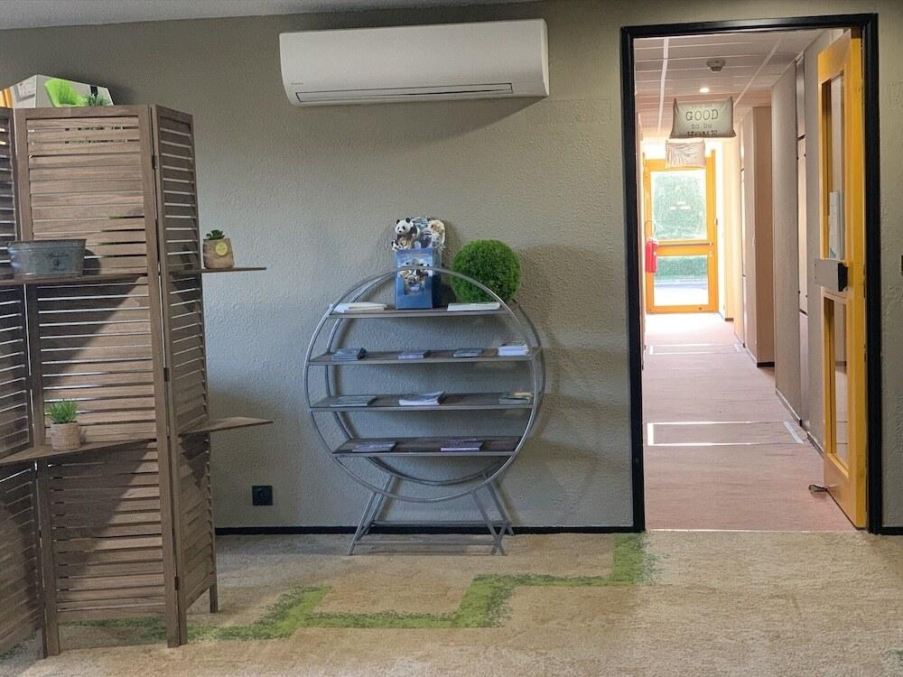 hotel image 10