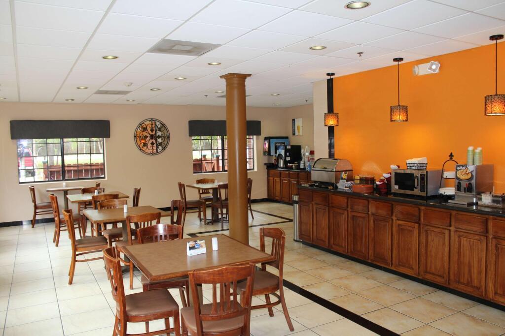 hotel image 13
