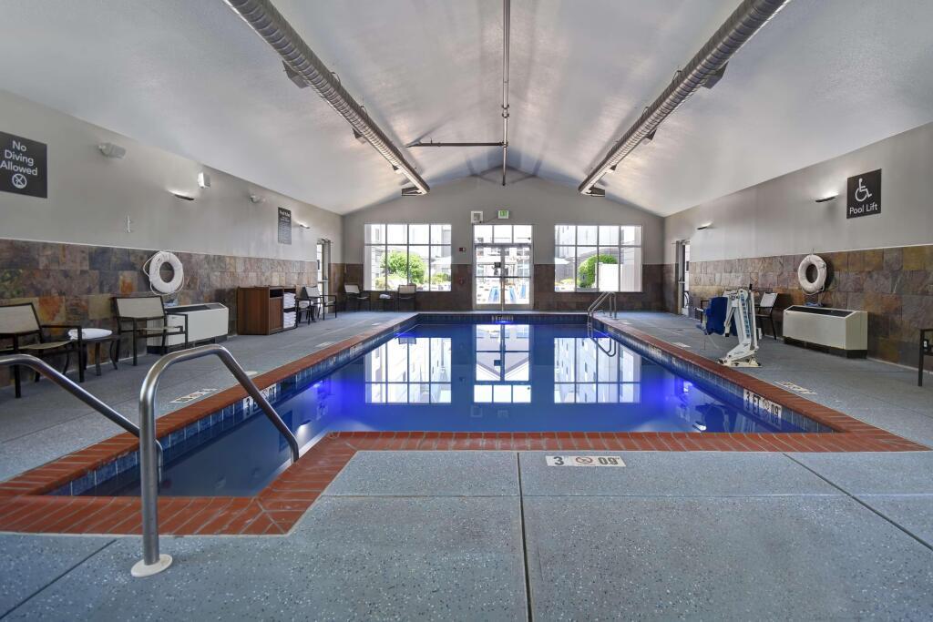 hotel image 10