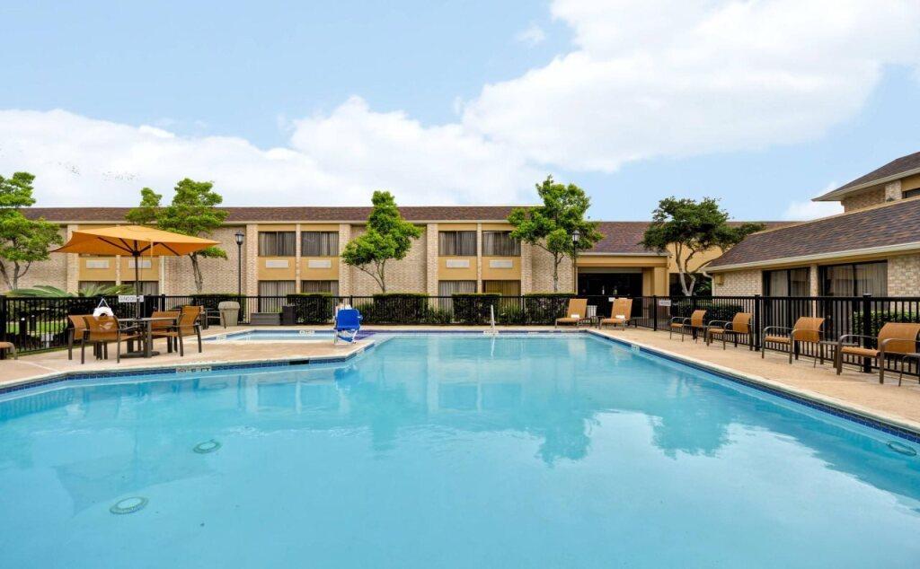 hotel image 11