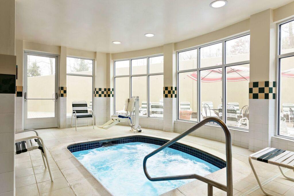 hotel image 10