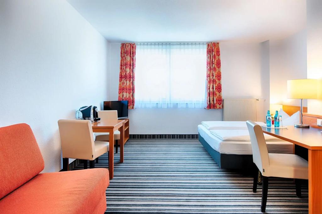 hotel image 10