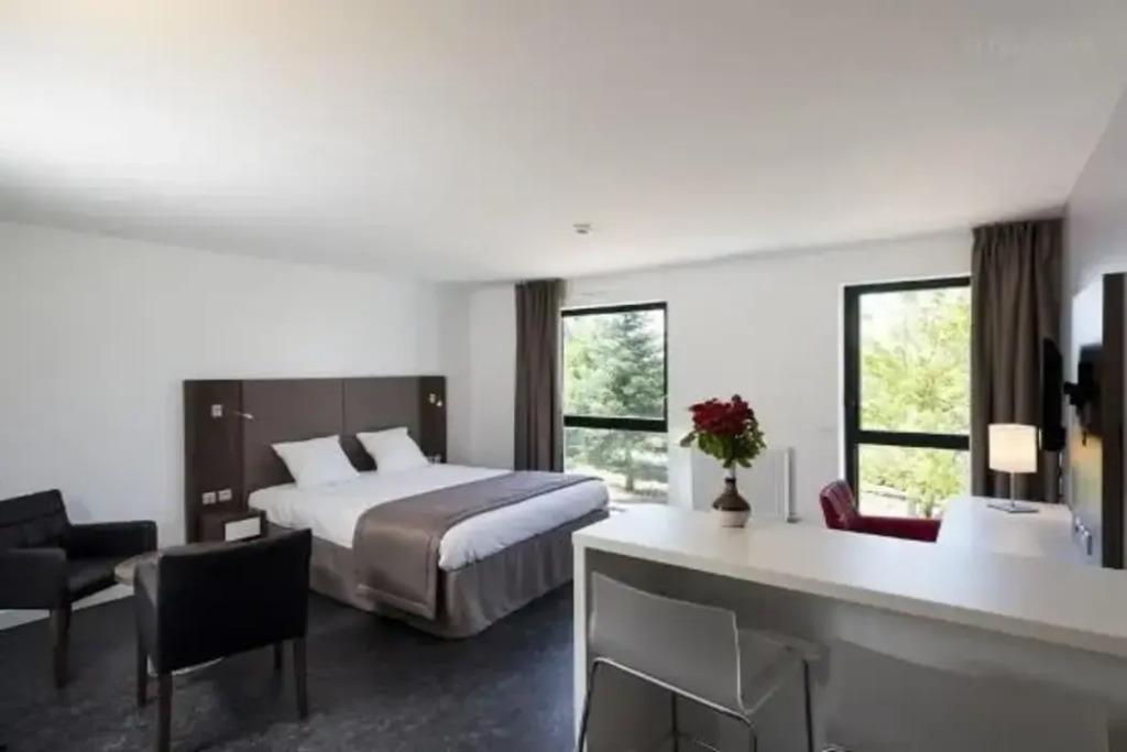 hotel image 36