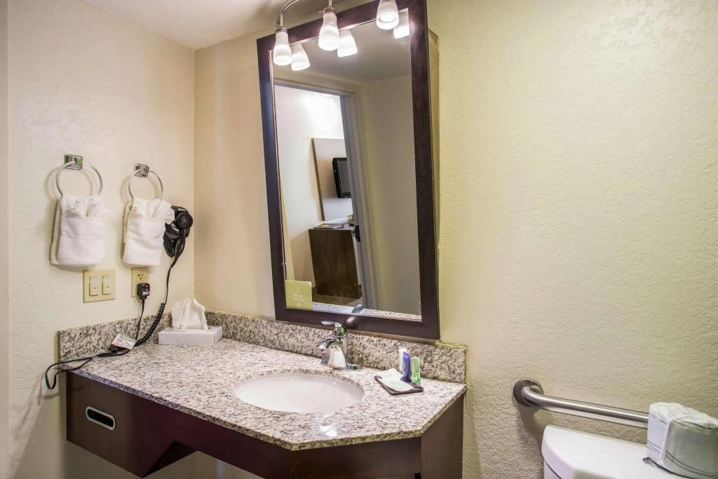 hotel image 13
