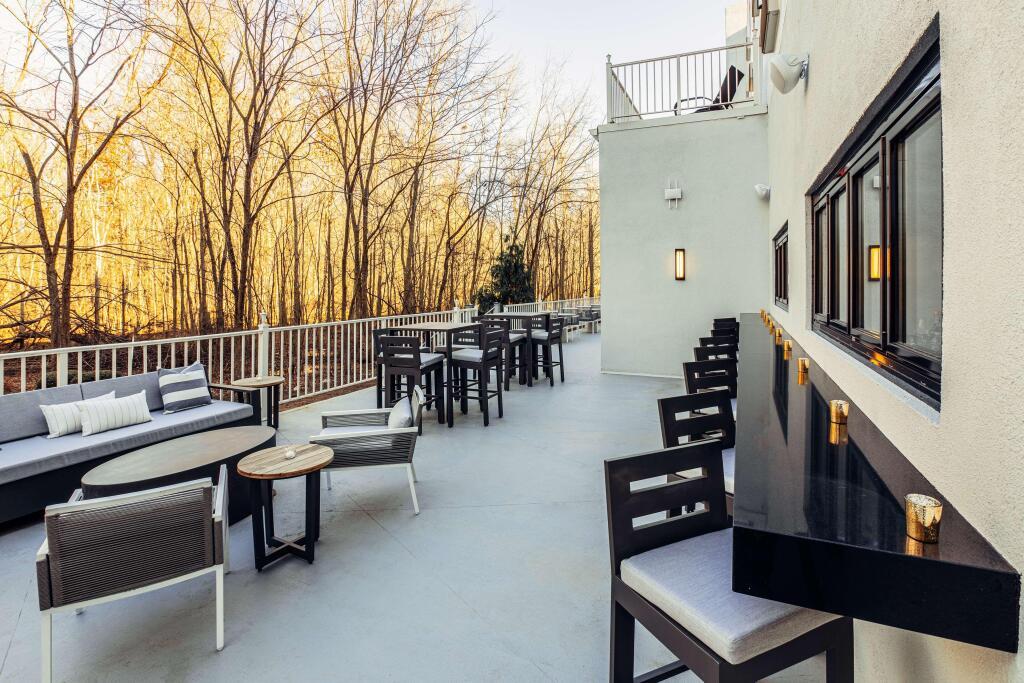 hotel image 9