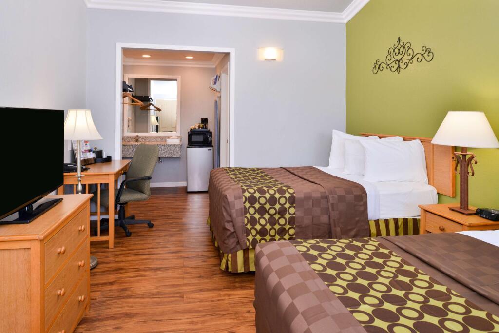 hotel image 12