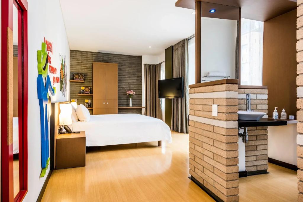 hotel image 6