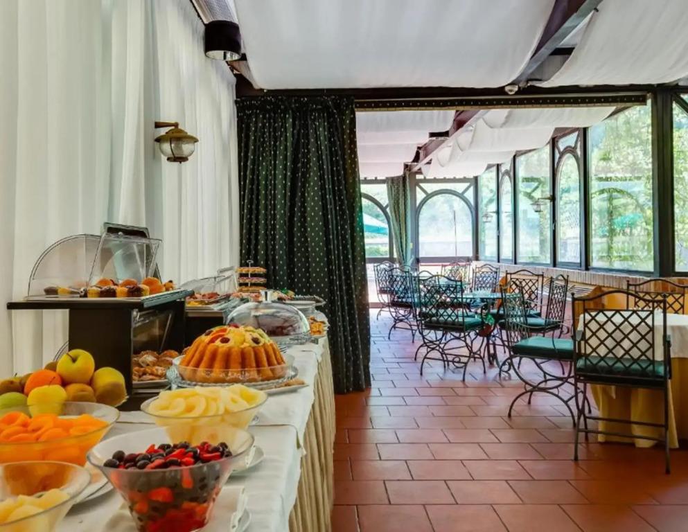 hotel image 10