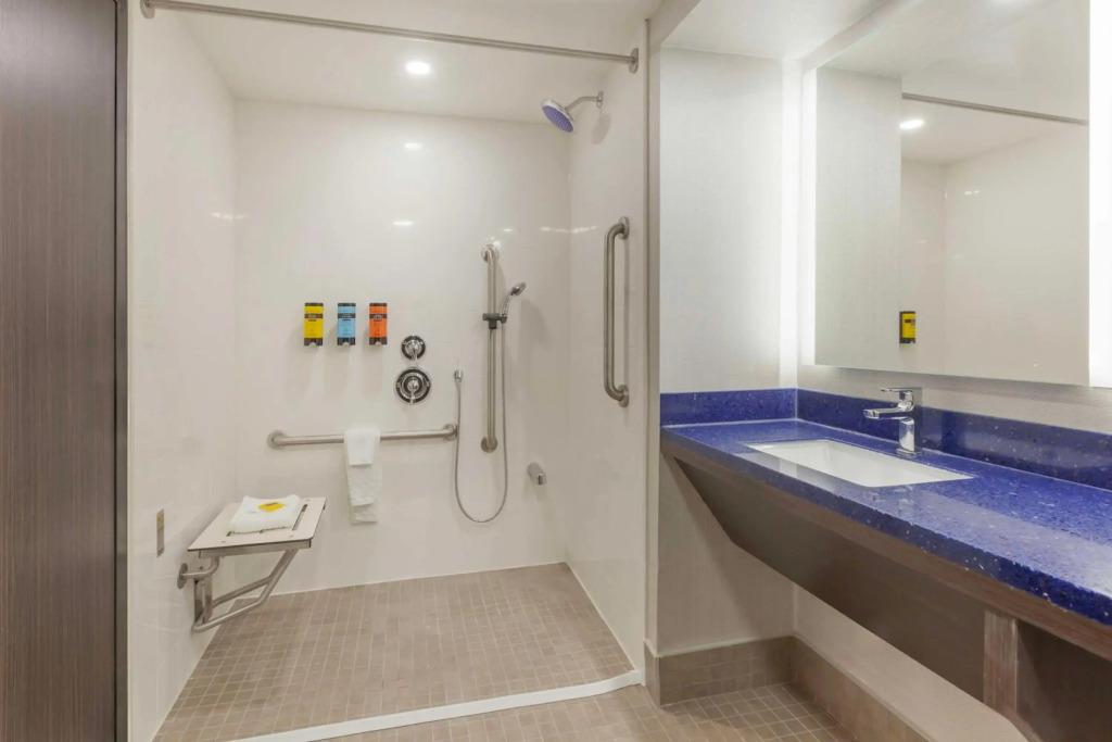 hotel image 8