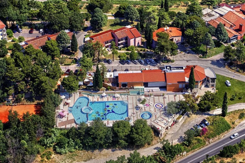 hotel image 16