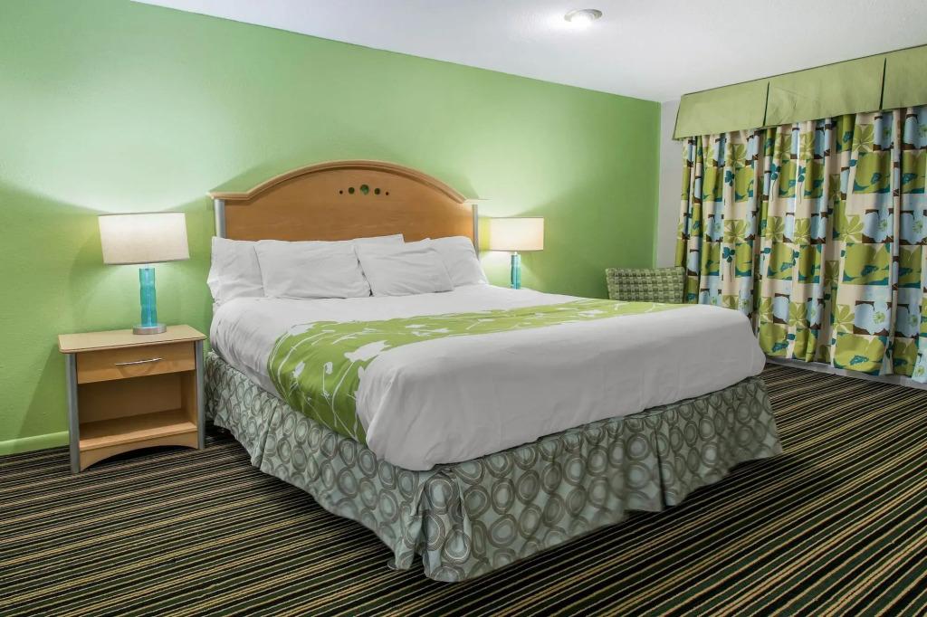 hotel image 10