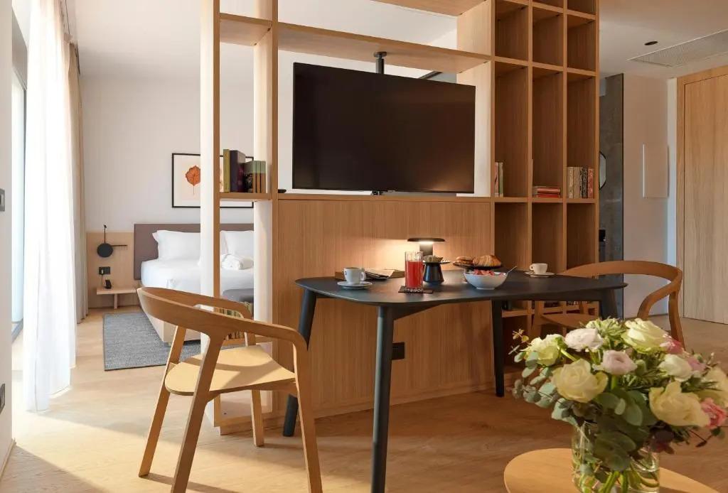 hotel image 8
