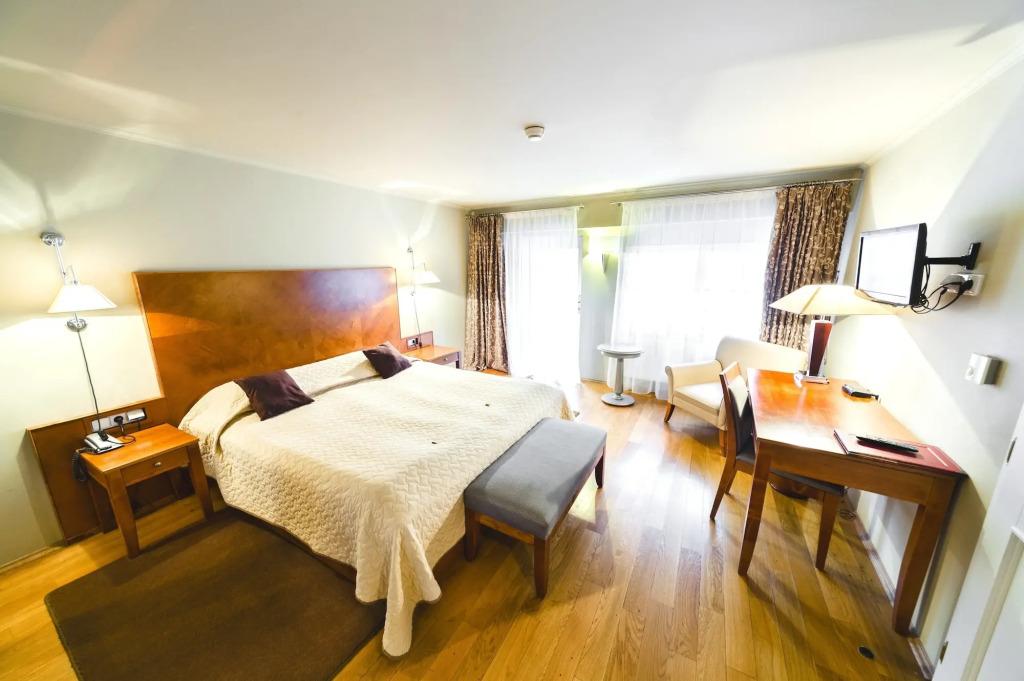hotel image 35