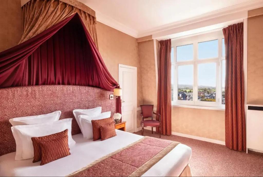 hotel image 11