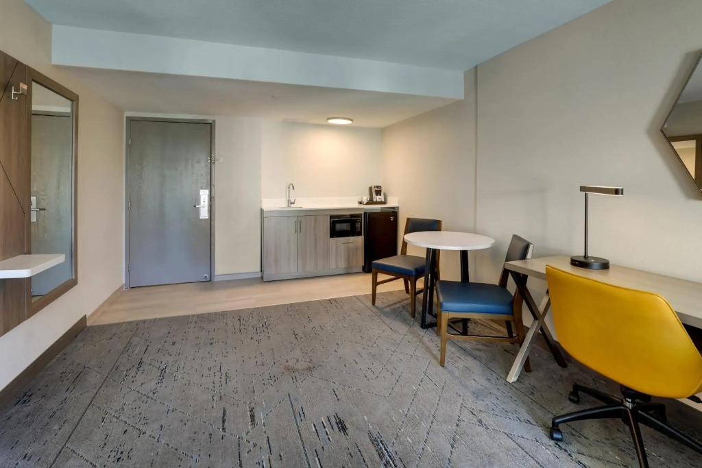 hotel image 36