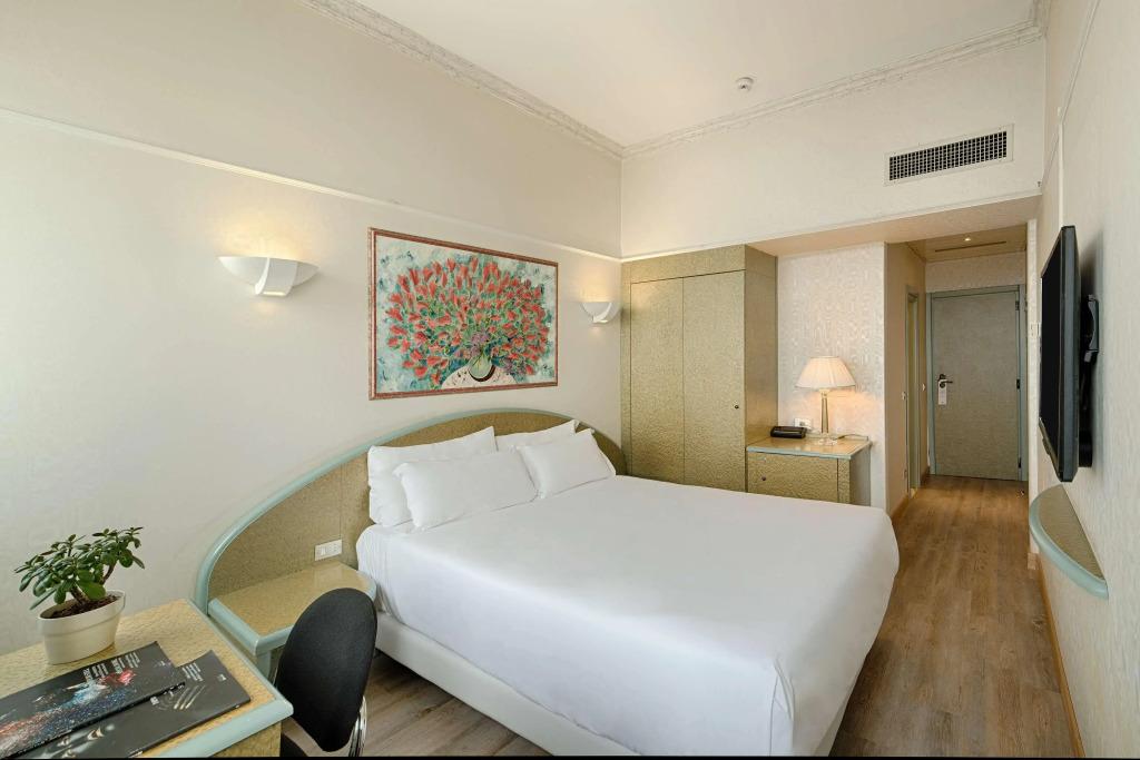 hotel image 11