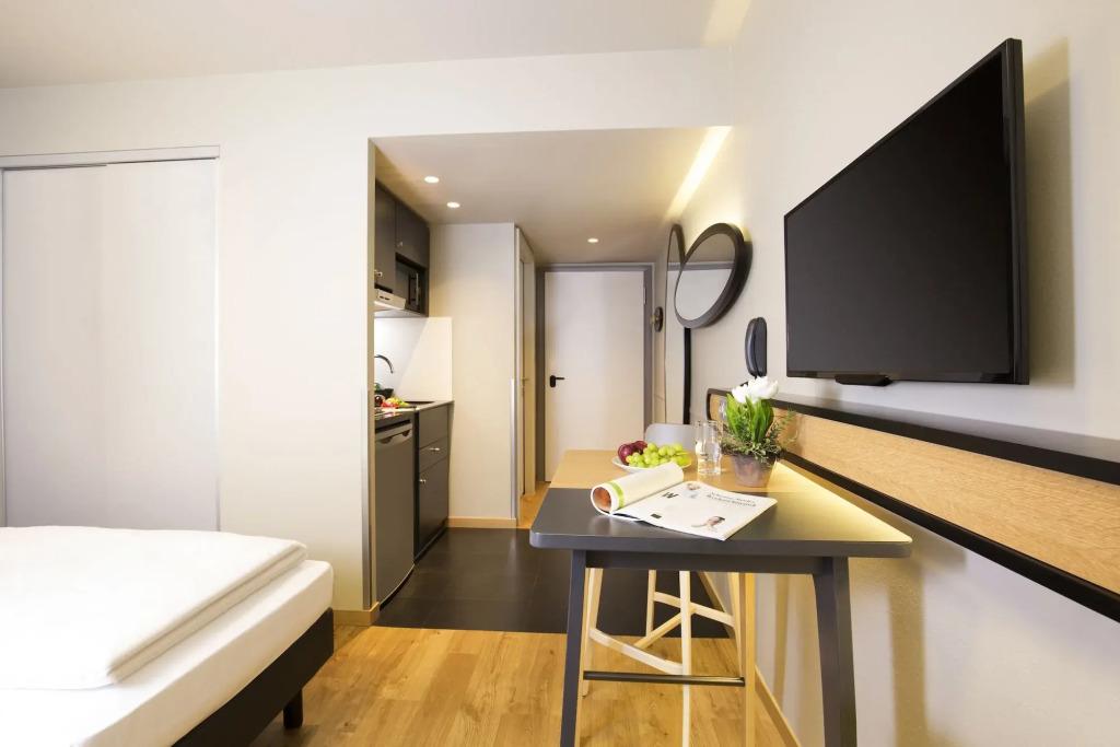 hotel image 10