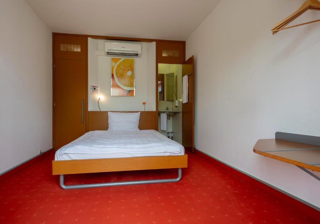 hotel image 9