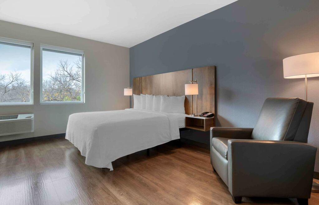 hotel image 9