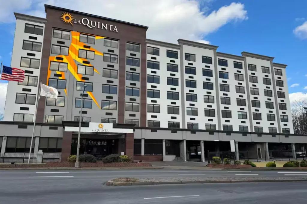 hotel image 13
