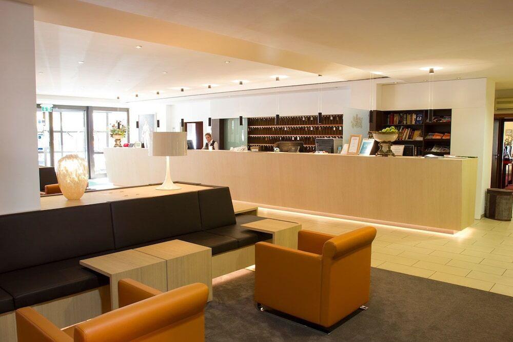 hotel image 16