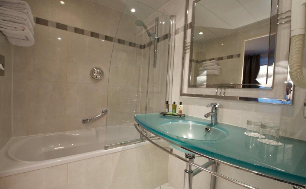 hotel image 13