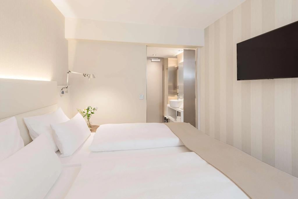 hotel image 18