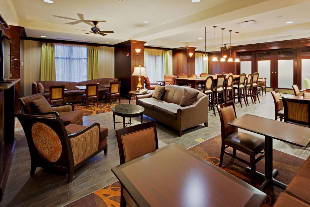 hotel image 16