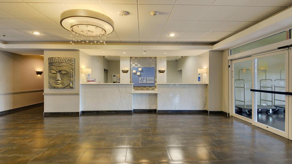 hotel image 16
