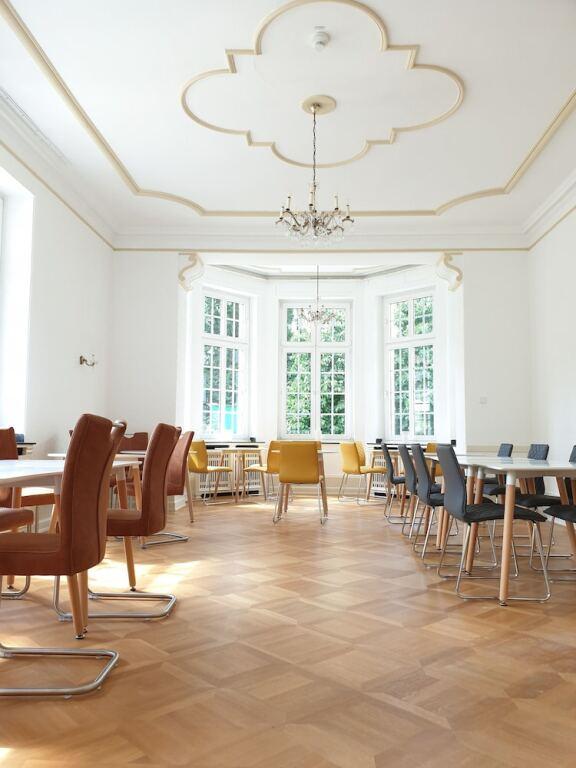 hotel image 9
